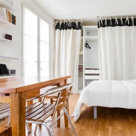 Image 3 - 75 Rue Dulong, 75017 Paris, France - Apartment for rent