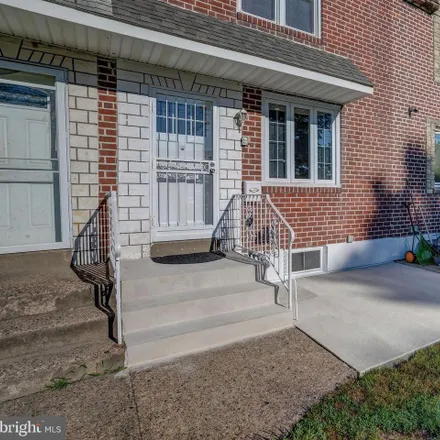 Image 2 - 908 Taylor Drive, Folcroft, Delaware County, PA 19032, USA - Townhouse for sale