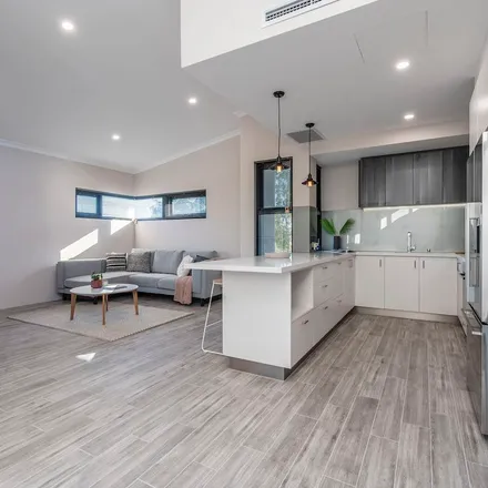 Image 3 - Bessell Avenue, Como WA 6152, Australia - Apartment for rent