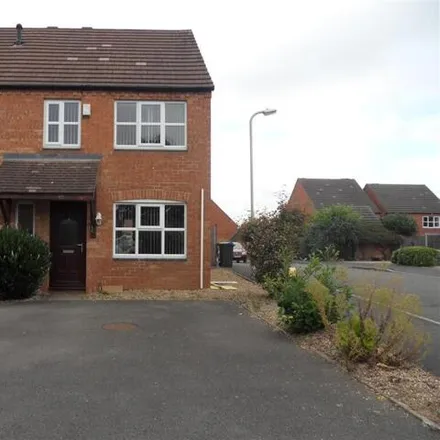 Rent this 3 bed townhouse on 17 School Close in Hinckley, LE10 2FE