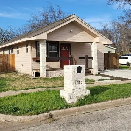 Image 2 - 1315 E Arlington Ave, Fort Worth, Texas, 76104 - House for sale