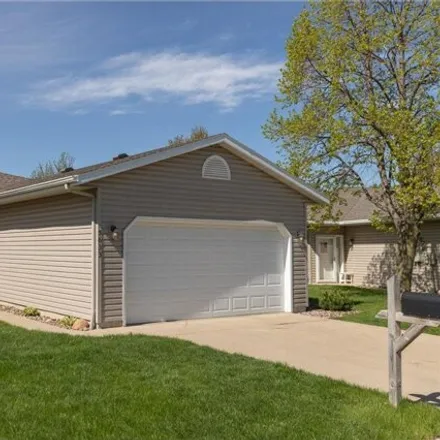 Buy this 2 bed house on 5627-5633 White Oaks Lane Northwest in Rochester, MN 55901