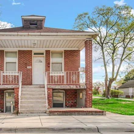 Image 1 - 3769 Martin Luther King Jr. Drive, East Chicago, IN 46312, USA - House for sale