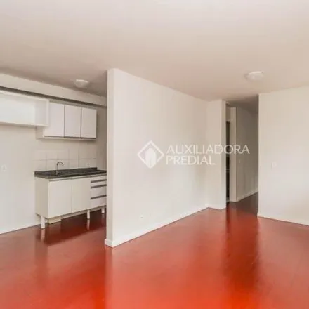Rent this 3 bed apartment on Autoglas in Avenida José Aloísio Filho 1105, Humaitá