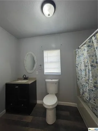 Image 3 - 1311 Aldama St, Seguin, Texas, 78155 - House for sale