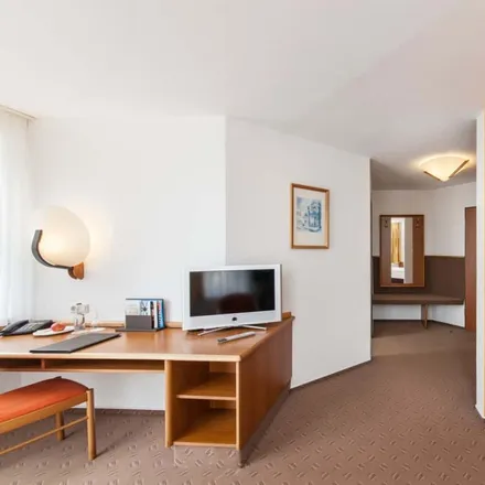 Image 3 - Hotel Strijewski, Rostocker Straße 2, 38444 Wolfsburg, Germany - Room for rent