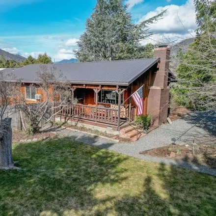 Image 1 - 12406 Marble View Drive, Fort Jones, Siskiyou County, CA 96032, USA - House for sale
