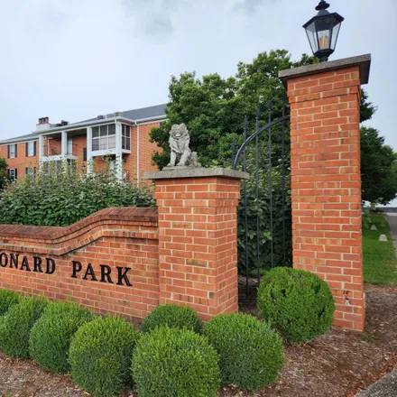 Buy this 2 bed condo on 1312 Donard Park Avenue in Louisville, KY 40218