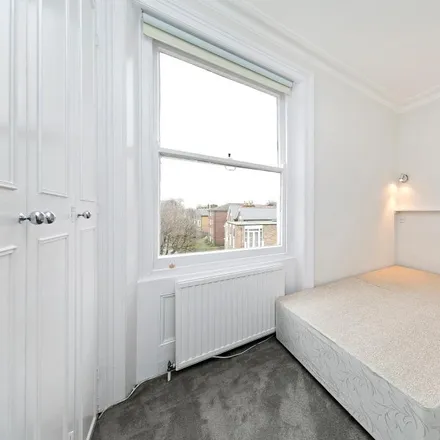 Image 3 - York House, 18 Kew Gardens Road, London, TW9 3HF, United Kingdom - Apartment for rent