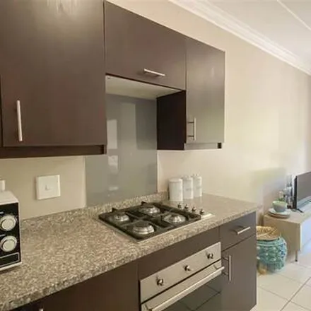 Image 2 - Settlers Street, South Hills, Johannesburg, 2001, South Africa - Apartment for rent