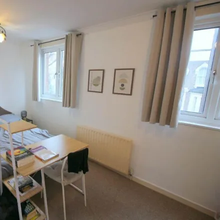 Image 6 - Hyperion House, 35 Arbery Road, Hackney, E3 5TH, United Kingdom - Apartment for rent