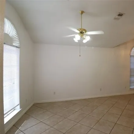 Image 4 - 6164 Harwood Crossing Drive, Hunter Pointe, Arlington, TX 76018, USA - House for rent