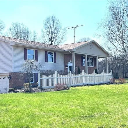 Buy this 3 bed house on State Route 14 in Columbiana, OH 44445