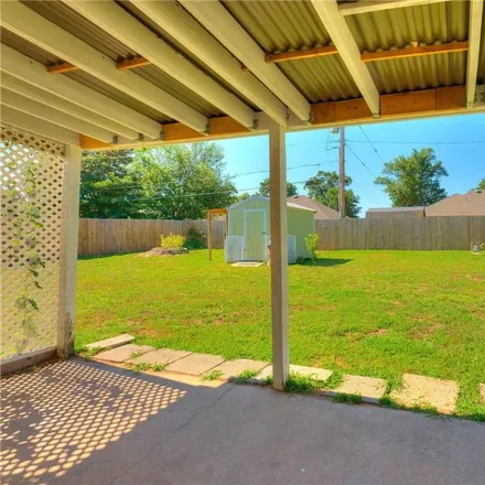 Image 3 - 1011 West Hoyt Street, Chandler, OK 74834, USA - House for sale