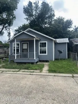 Buy this 2 bed house on 744 13th Street in Lafayette, LA 70501