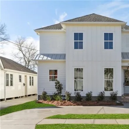 Buy this 4 bed house on 1504 Colapissa Street in Shrewsbury, Metairie