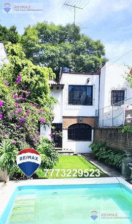 Buy this studio house on Hotel Racquet Cuernavaca in Avenida General Francisco Villa 100, Buena Vista