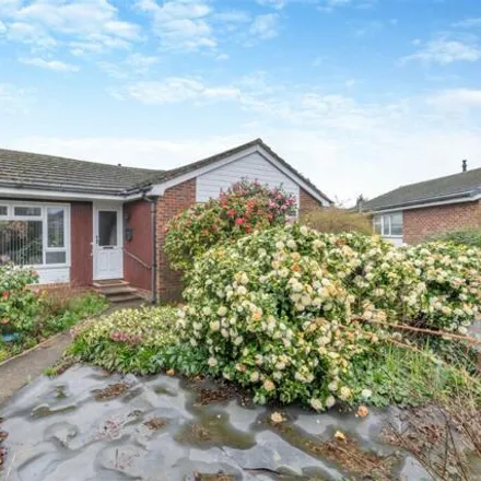 Buy this 3 bed house on Springett Way in Coxheath, ME17 4HQ