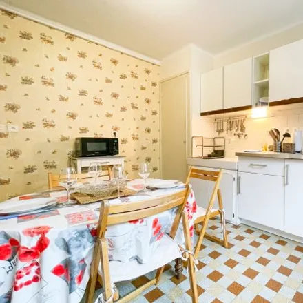 Image 4 - Grenoble, Arago, ARA, FR - Apartment for rent