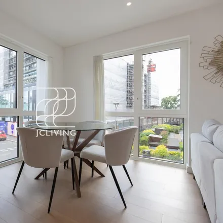 Image 4 - Winslow Road, London, W6 9YL, United Kingdom - Apartment for rent