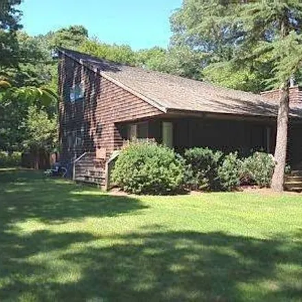 Buy this 3 bed house on 50 Old Orchard Lane in Northwest Harbor, East Hampton