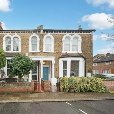 Buy this 4 bed duplex on 111 Crofton Road in London, SE5 8LZ