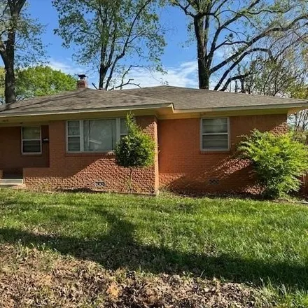 Image 2 - 3568 Fawn Cove, Memphis, TN 38111, USA - House for sale