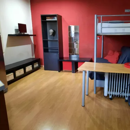 Rent this studio apartment on Madrid in Calle del Calvario, 16