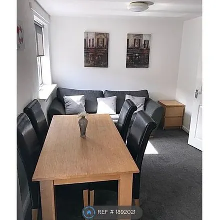 Rent this 2 bed apartment on Elm Street Lane in Cardiff, CF24 3QL