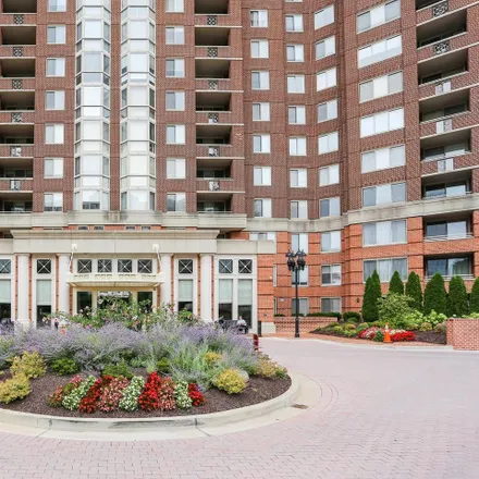 Buy this 1 bed condo on Heart Smart Trail in Luxmanor, North Bethesda