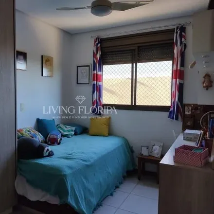 Buy this 3 bed apartment on Raia Sports in Avenida Campeche 1560, Campeche