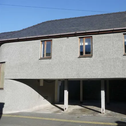 Rent this 1 bed apartment on Lara Karley in 3 Chandlers Place, Porthmadog