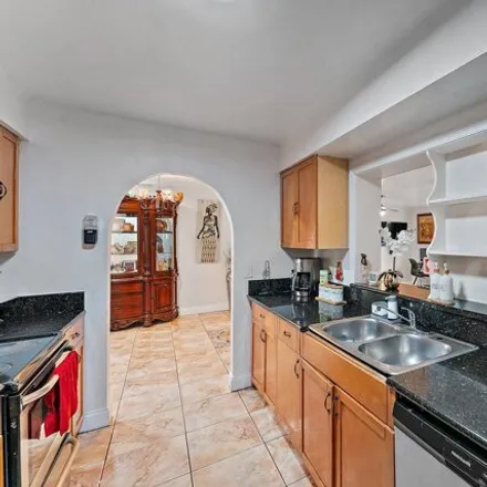 Image 7 - 431 Baker Drive, West Palm Beach, FL 33409, USA - House for sale