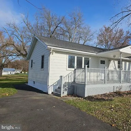 Buy this 3 bed house on 54 Harvard Road in Penn Beach, Pennsville Township
