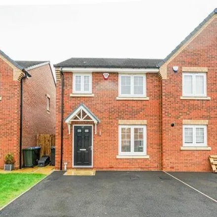 Buy this 3 bed duplex on unnamed road in Middlesbrough, TS8 9GA