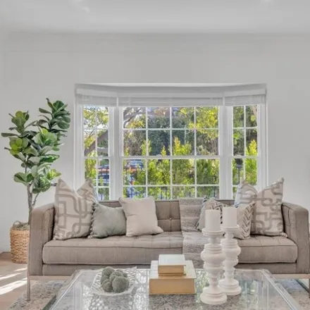 Image 2 - 133;135 South Linden Drive, Beverly Hills, CA 90212, USA - House for rent