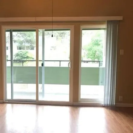 Rent this 1 bed condo on 5061 Mittlesteadt Road in Harris County, TX 77069