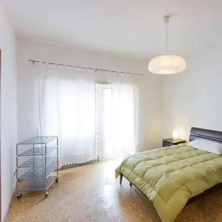 Rent this 3 bed room on Casa Moda e ... - Outlet in Via Livio Salinatore, 8