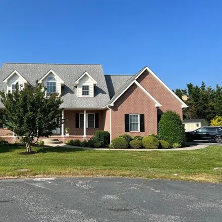 Rent this 5 bed house on 308 Queens Ct in Stevensville, Maryland