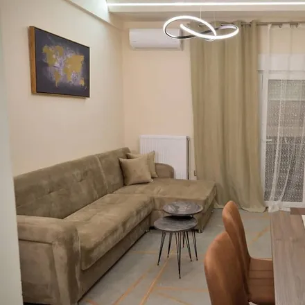 Rent this 1 bed apartment on National Bank of Greece in Σκενδεράνη, Nea Ionia