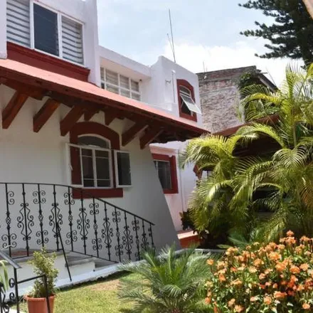 Buy this 3 bed house on Calle Tingüindín in 62050 Cuernavaca, MOR