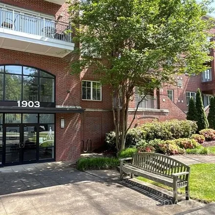 Rent this 1 bed condo on Dilworth Walk Condos in 1903 Kenilworth Avenue, Charlotte