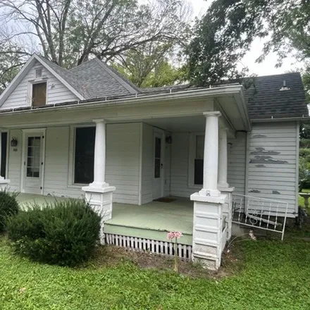 Image 2 - 201 West Mitchell Street, Bethany, Moultrie County, IL 61914, USA - House for sale