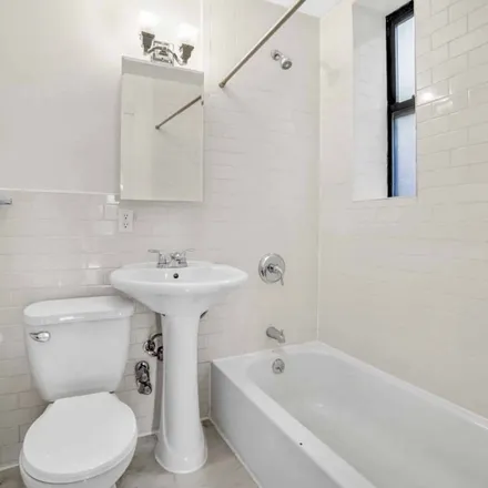 Rent this 1 bed apartment on 419 East 82nd Street in New York, NY 10028