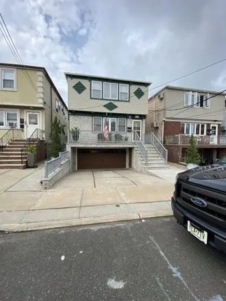 Rent this 2 bed house on 170 West 21st Street in Bayonne, NJ 07002