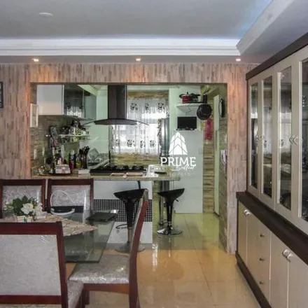 Buy this 2 bed apartment on Avenida Sete de Setembro 4751 in Água Verde, Curitiba - PR