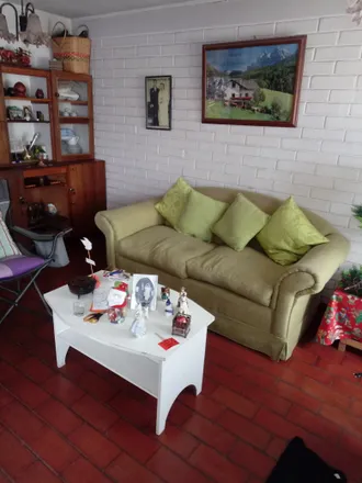 Rent this 2 bed house on Pasaje Filodendro 5 1747 in 928 0931 Provincia de Santiago, Chile
