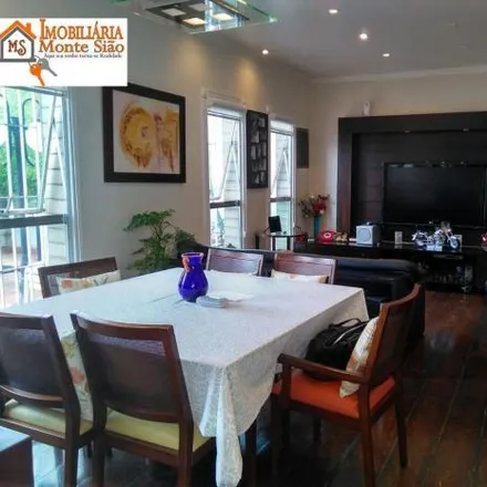 Buy this 3 bed house on Rua Engenheiro Alexandre Machado in Vila Augusta, Guarulhos - SP