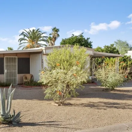 Image 1 - 1545 East Helena Drive, Phoenix, AZ 85022, USA - Apartment for sale