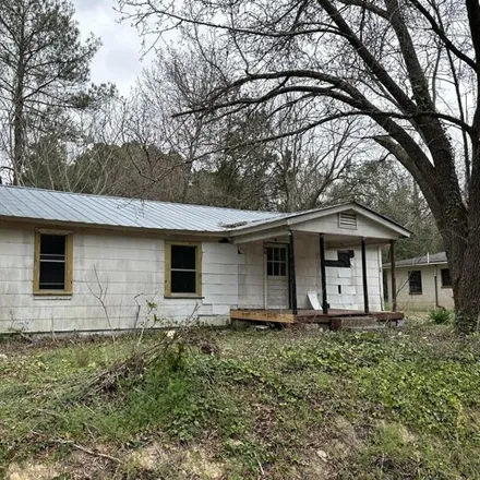 Buy this 3 bed house on 569 Twin Oaks Road in McDuffie County, GA 30824